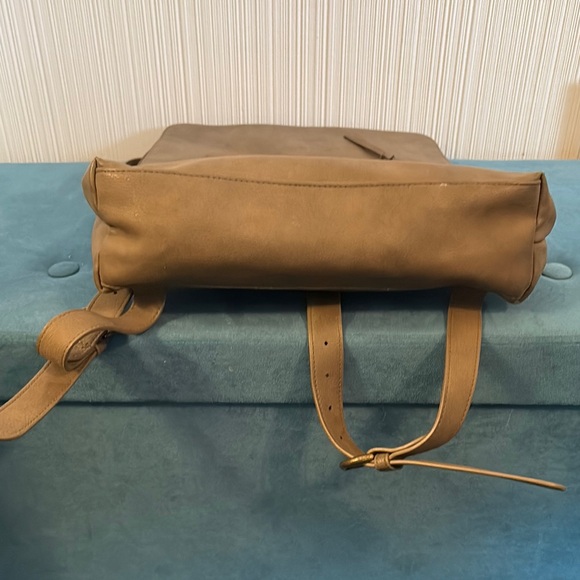 Green Leather Backpack - Picture 7 of 7